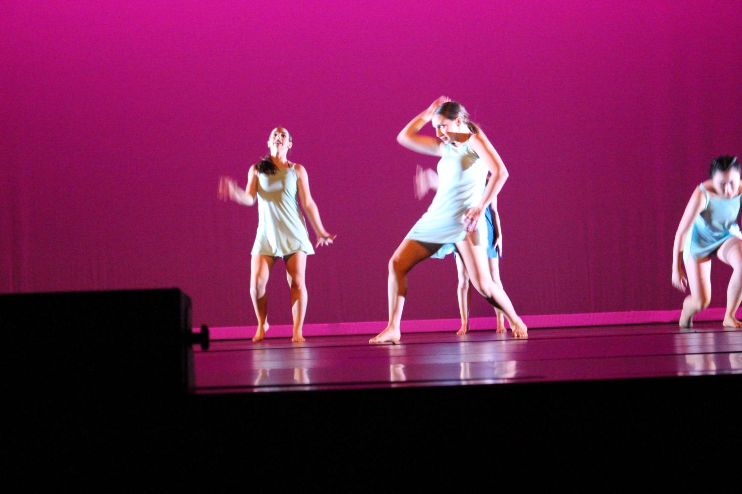 Elli Freeman, Jessica Goldvekht, Misako Kasagi, Jocelyn Silk, Zoey Silver perform the dance Despondency choreographed by Masha Khorolinsky. This piece was dedicated to Ria Lodd.